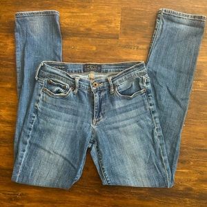 Lucky Brand Sweet n’ Straight Jeans
